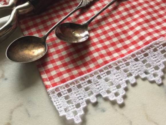 Edging Lace for Kitchen Towels: A Designer's Review